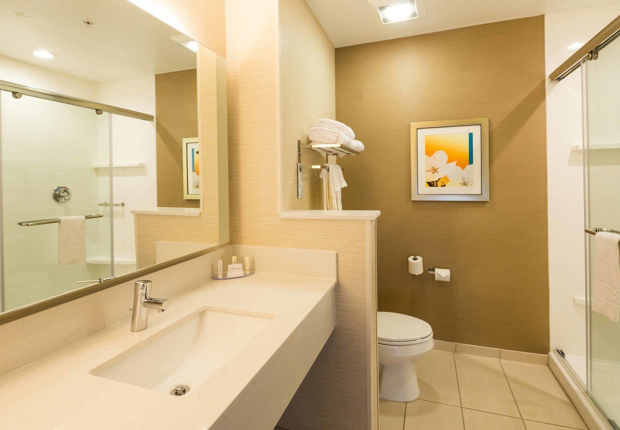 Fairfield Inn & Suites by Marriott Detroit Chesterfield Exterior foto